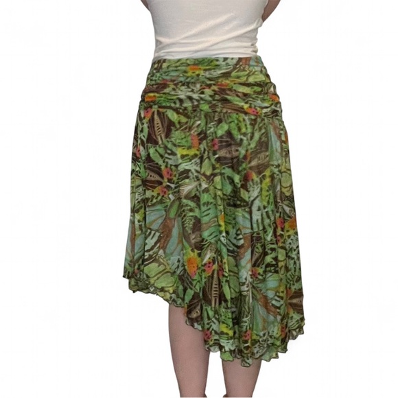 Diane Von Furstenburg Vintage Jungle Print Asymmetrical Skirt size 6 - Picture 4 of 10